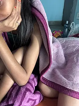 XXX chat uživo modela Ex_ppriya