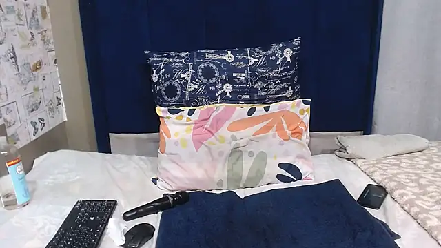 Živý XXX chat Candylips22
