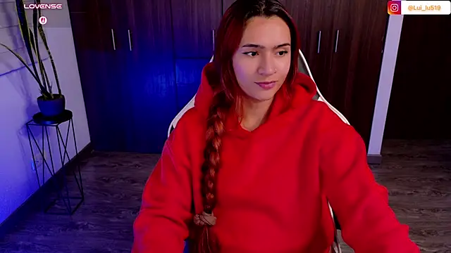 ImLui_lu Adlı Modelin Canlı XXX Sohbeti