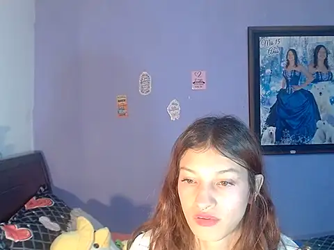 Emma-Wilson Chat XXX live