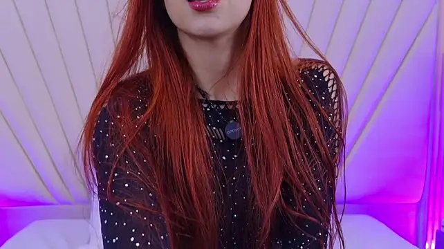 SaraLugo's Live XXX Chat