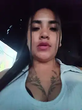 Chatroom XXX en direct de MAYE__13