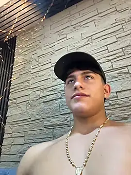 Онлайн чат XXX Lander_Cruz
