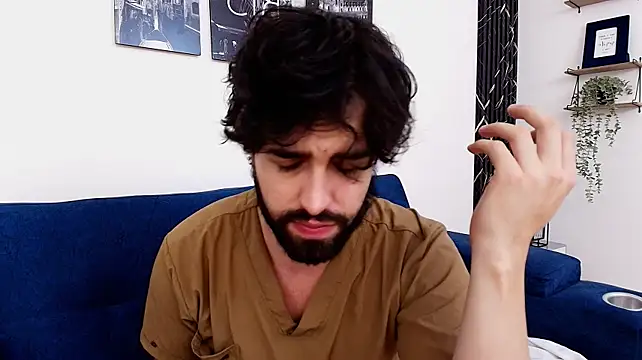 Chat XXX en directo de Aaron_Tate_