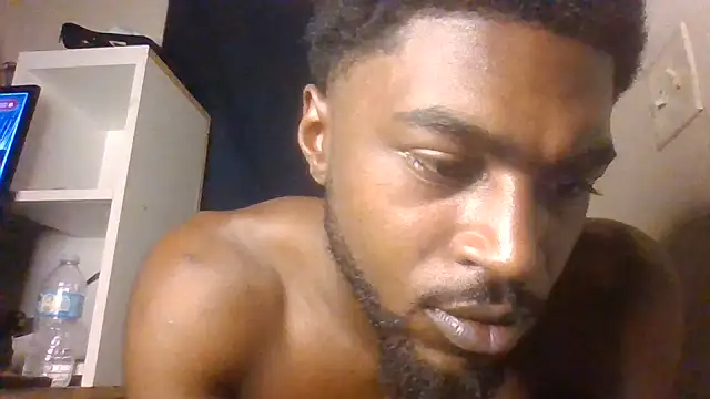 Czat XXX na żywo – BrownSkinHandsome