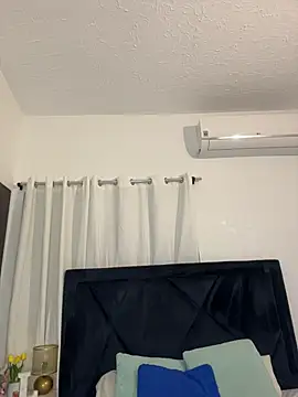 Lily_Woodzn Live XXX chat