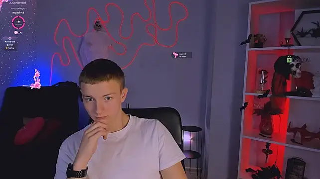 noah_nero Live XXX Chat
