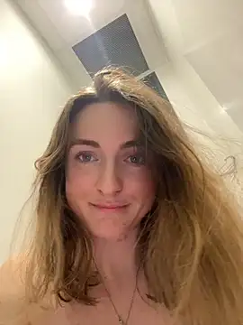 BonnieUKx's Live XXX Chat