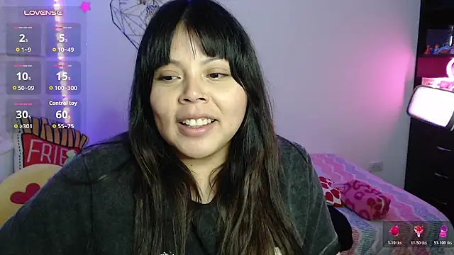 EllieMoonX's Live XXX Chat