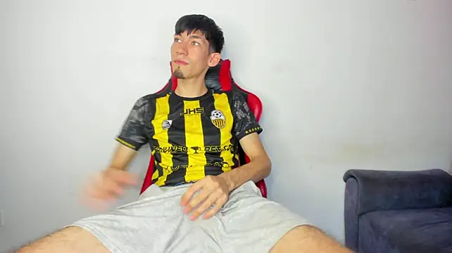 Онлайн чат XXX CAMILO__21