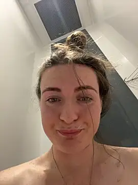 BonnieUKx 라이브 XXX 채팅