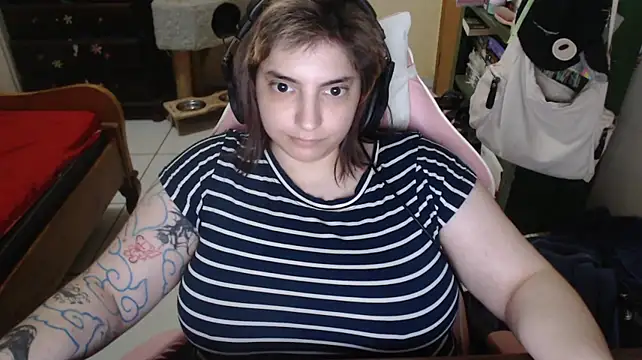 VictoriaSaintes Live XXX-Chat