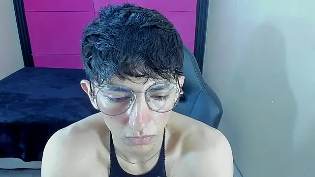 ElanGiraldo Chat XXX in diretta