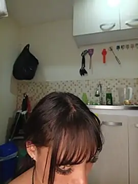 Angelaluxx Adlı Modelin Canlı XXX Sohbeti