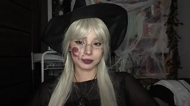 Yuna5343's Live XXX Chat