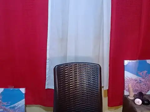 PetiteBigcockQueen's Live XXX Chat