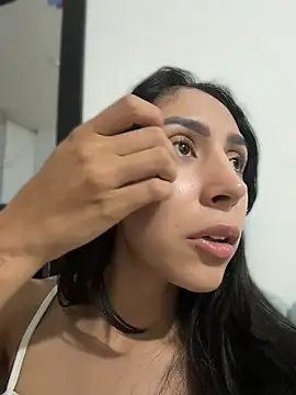 Luci_milk Adlı Modelin Canlı XXX Sohbeti