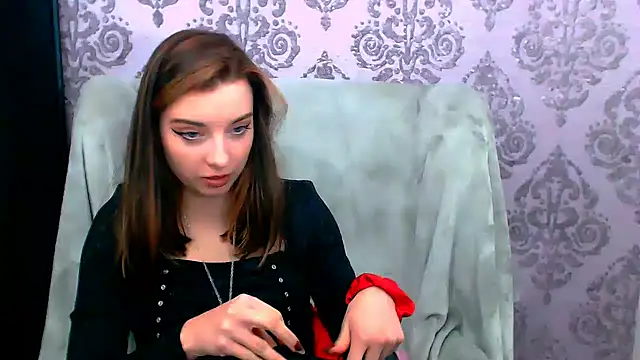 DominantLuna's Live XXX Chat
