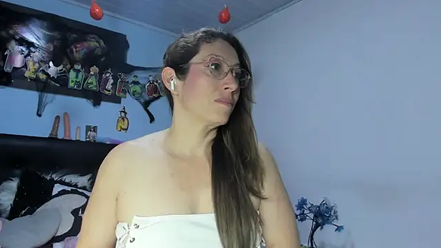 kaylaMinov_ লাইভ XXX চ্যাট