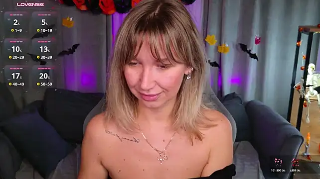 MilaBott's Live XXX Chat