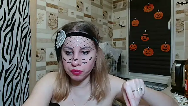 TherestlessKitty's Live XXX Chat