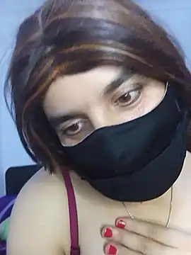 Banouti_23 Adlı Modelin Canlı XXX Sohbeti
