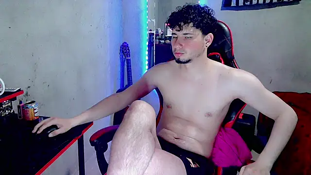 Atom_Hot's Live XXX Chat