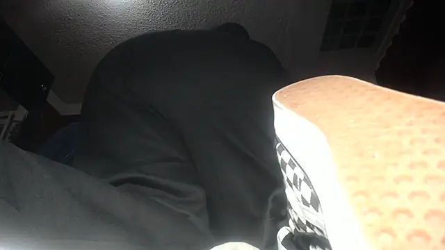 prettyangelsquirt Show in webcam