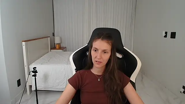 upssnowy Adlı Modelin Canlı XXX Sohbeti