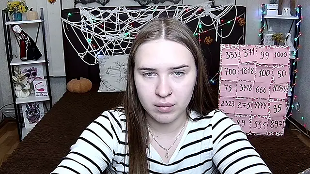 LauraHlot's Live XXX Chat