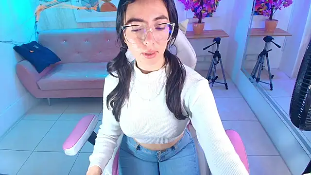 Veronica_miiller's Live XXX Chat