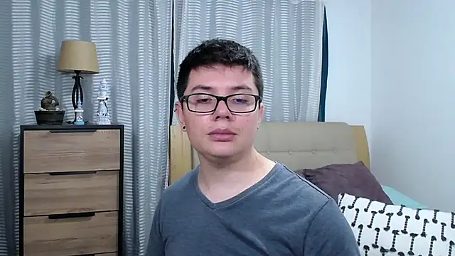 Živý XXX chat BlackFoXXX69