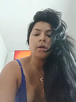ivoniLustn Live XXX chat