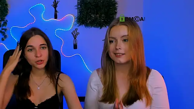 helena_so_shyy's Live XXX Chat