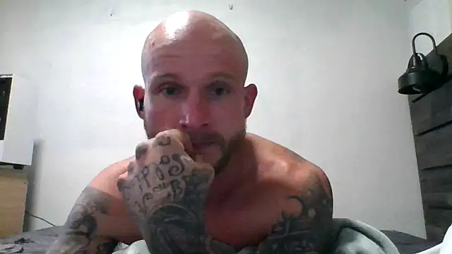 Chat XXX ao vivo de KingClouded