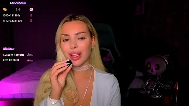 Chat XXX en directo de Ayla__Demir