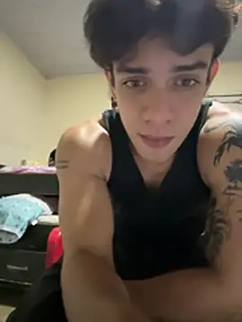 valdren_vylord's Live XXX Chat