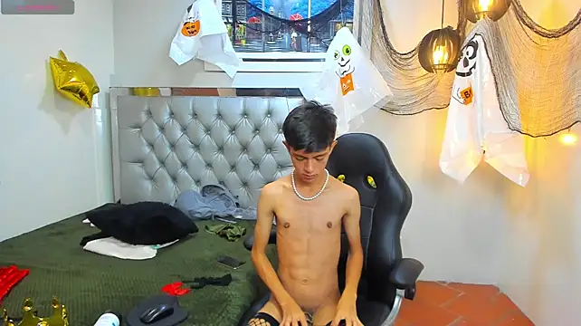fem_danny7's Live XXX Chat
