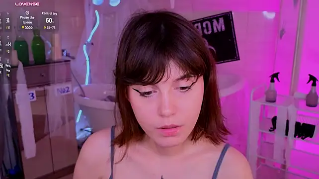 Chatroom XXX en direct de Susie_Morris