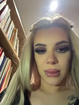 AlyssaFoxx_'s Live XXX Chat
