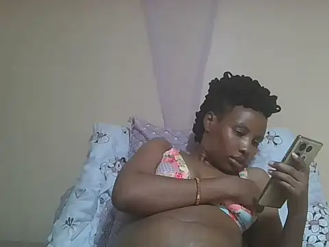 sexyann_real Adlı Modelin Canlı XXX Sohbeti