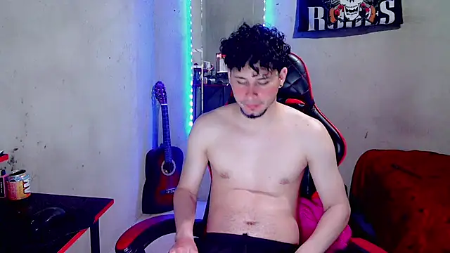 Atom_Hot – Live XXX-chat