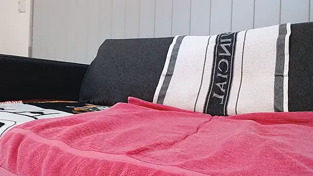 lilchristian@xh élő XXX-chatje