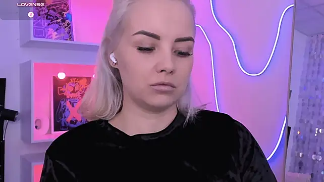 StephanieSweetyn Live XXX chat