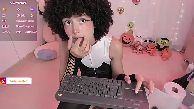 Chat +18 de Alice_winter_ ao vivo