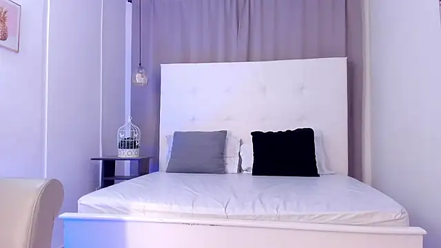 Chat +18 de Thiago_Vega__ ao vivo