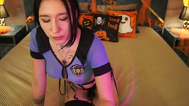 NikkiGoldSide Chat XXX in diretta