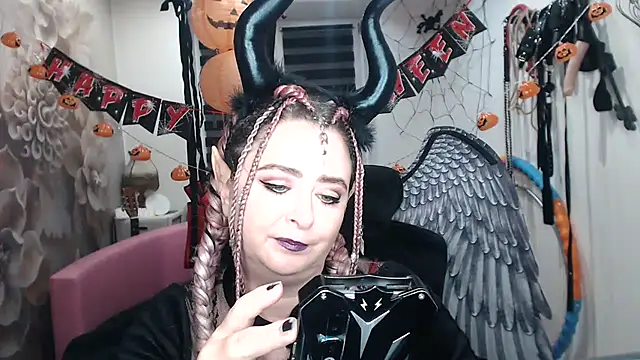 Chat +18 de MISSgoddessMARIA ao vivo