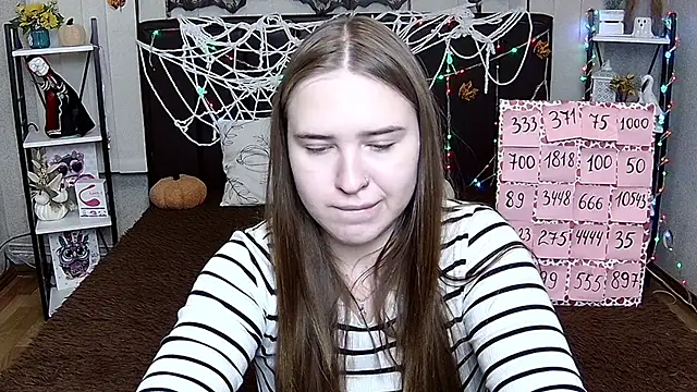 LauraHlot's Live XXX Chat