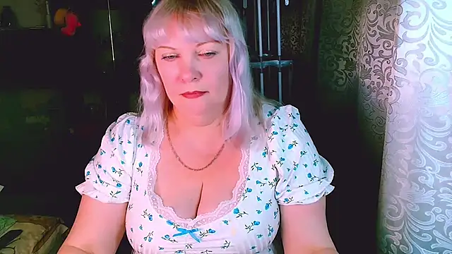 FlowerButterf Live XXX-Chat